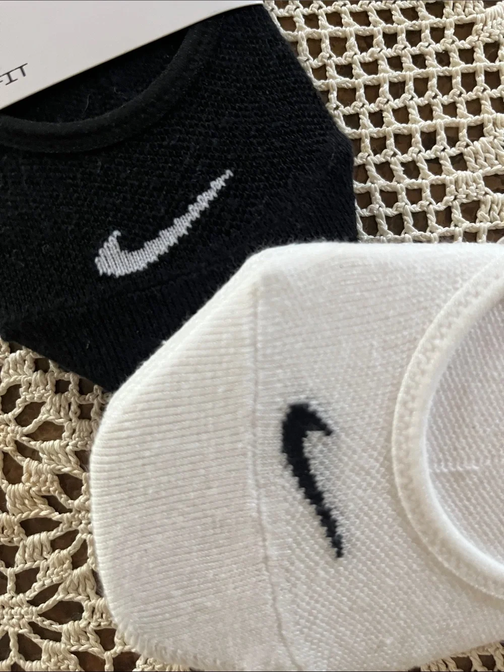 🆕 Nike Everyday Dri-Fit Lightweight Liners No Show Socks Black 3-pk & White 3-pk
